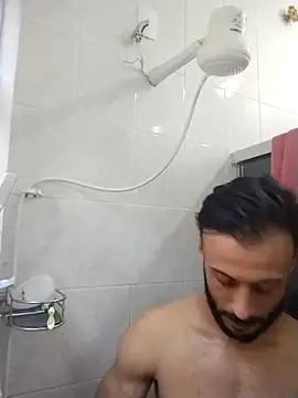 Snapshot of LopeseLua chatting on 10.07.25 LopeseLua online show from 10.07.25