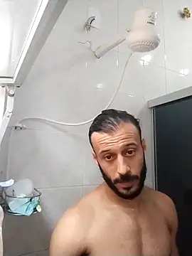 Snapshot of LopeseLua chatting on 10.08.25 LopeseLua online show from 10.08.25