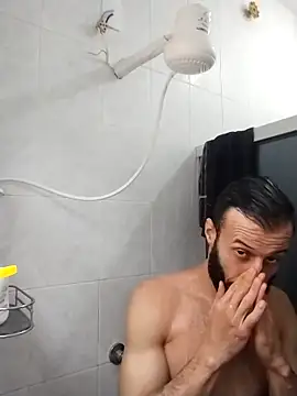 Snapshot of LopeseLua chatting on 10.22.25 LopeseLua online show from 10.22.25