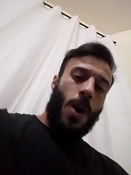 Snapshot of LopeseLua chatting on 10.27.25 LopeseLua online show from 10.27.25