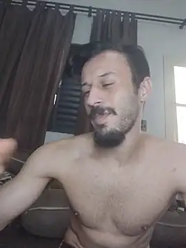 Snapshot of LopeseLua chatting on 11.10.25 LopeseLua online show from 11.10.25