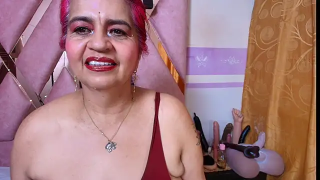 Snapshot of RoxetteMature chatting on 05.23.26 RoxetteMature online show from 05.23.26