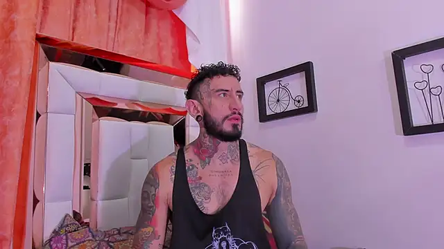 dilan scootk  online show from 05.18.26