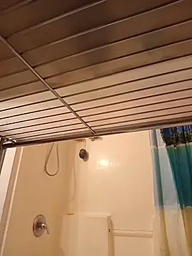 Snapshot of DixxonVajays chatting on 03.29.26 DixxonVajays online show from 03.29.26