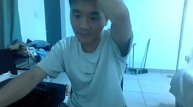 Snapshot of kisstoyousoon2024 chatting on 03.17.25 kisstoyousoon2024 online show from 03.17.25