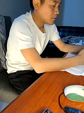 Snapshot of kisstoyousoon2024 chatting on 09.12.25 kisstoyousoon2024 online show from 09.12.25