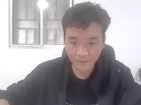 Snapshot of kisstoyousoon2024 chatting on 11.16.25 kisstoyousoon2024 online show from 11.16.25