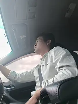 Snapshot of kisstoyousoon2024 chatting on 12.23.25 kisstoyousoon2024 online show from 12.23.25