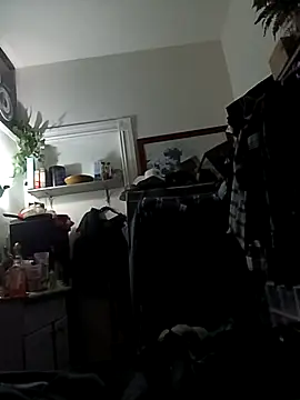 Snapshot of Slunghung79 chatting on 09.12.25 Slunghung79 online show from 09.12.25