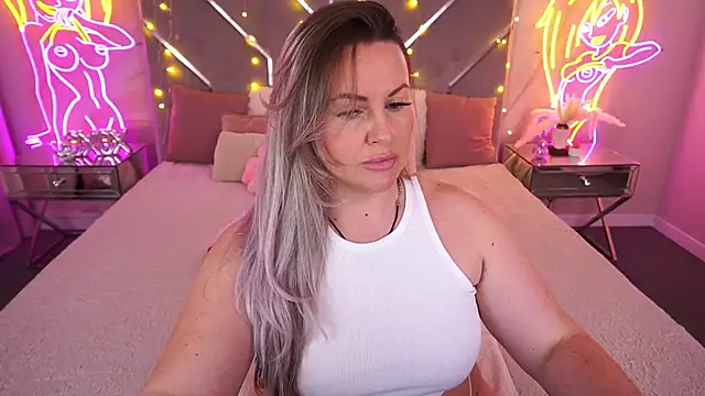 KiraCandyS online show from 04.29.26