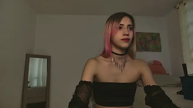 linnie  online show from 03.08.25