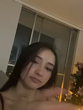 Snapshot of Angeeel_ chatting on 12.23.24 Angeeel online show from 12.23.24