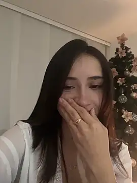 Snapshot of Angeeel_ chatting on 12.27.24 Angeeel online show from 12.27.24