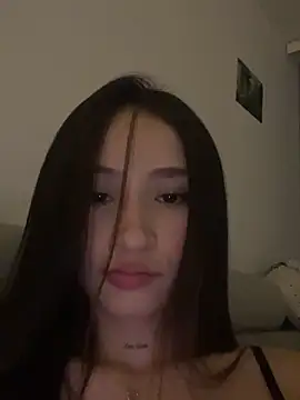 Snapshot of Angeeel_ chatting on 01.19.25 Angeeel online show from 01.19.25