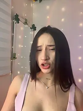 Snapshot of Angeeel_ chatting on 03.21.25 Angeeel online show from 03.21.25