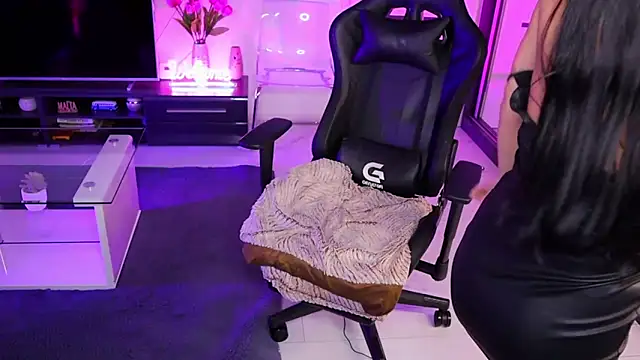 Beauty Anne online show from 03.06.25