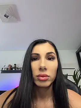 Snapshot of Beauty_Anne chatting on 06.18.26 Beauty Anne online show from 06.18.26