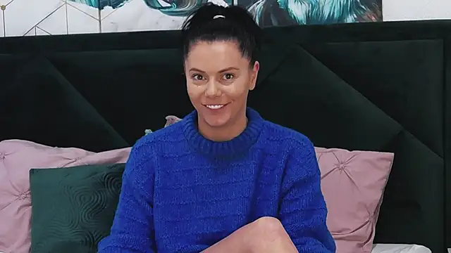 Snapshot of tanyagrey chatting on 01.20.25 tanyagrey online show from 01.20.25