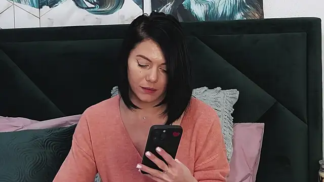 Snapshot of tanyagrey chatting on 01.21.25 tanyagrey online show from 01.21.25