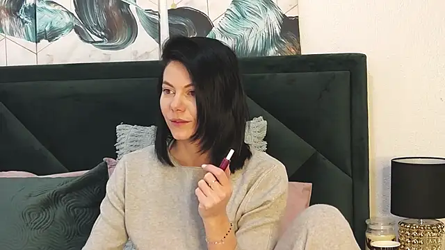 Snapshot of tanyagrey chatting on 01.24.25 tanyagrey online show from 01.24.25