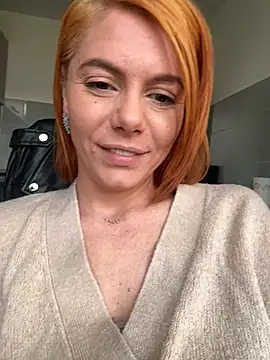 Snapshot of tanyagrey chatting on 02.26.25 tanyagrey online show from 02.26.25