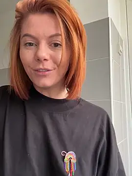 Snapshot of tanyagrey chatting on 03.03.25 tanyagrey online show from 03.03.25