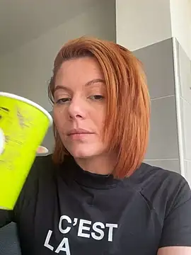 Snapshot of tanyagrey chatting on 03.04.25 tanyagrey online show from 03.04.25