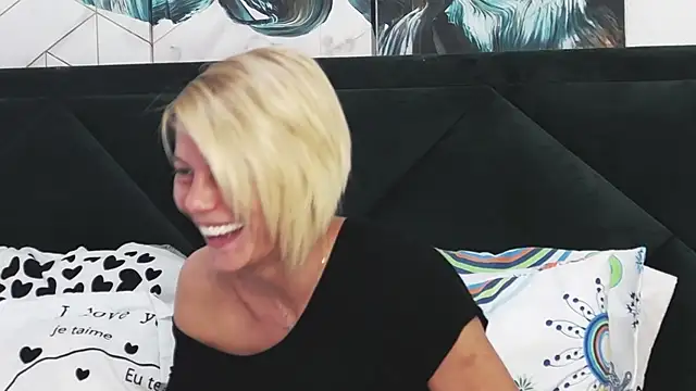 Snapshot of tanyagrey chatting on 09.29.25 tanyagrey online show from 09.29.25