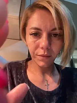 Snapshot of tanyagrey chatting on 10.14.25 tanyagrey online show from 10.14.25