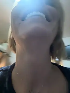 Snapshot of tanyagrey chatting on 10.17.25 tanyagrey online show from 10.17.25