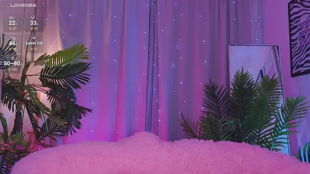 Mia  Peach online show from 03.10.25