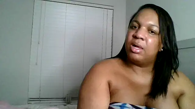 Snapshot of Badgirlbrittt chatting on 12.05.24 Badgirlbrittt online show from 12.05.24