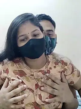 IND COUPLE1 online show from 01.24.25