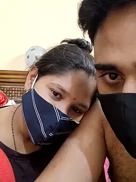 IND COUPLE1 online show from 02.14.25