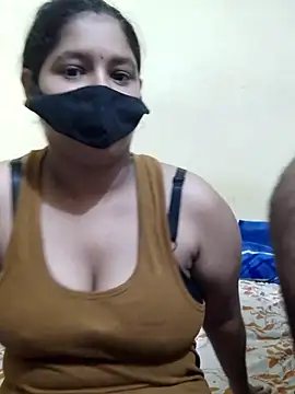 IND COUPLE1 online show from 08.06.26