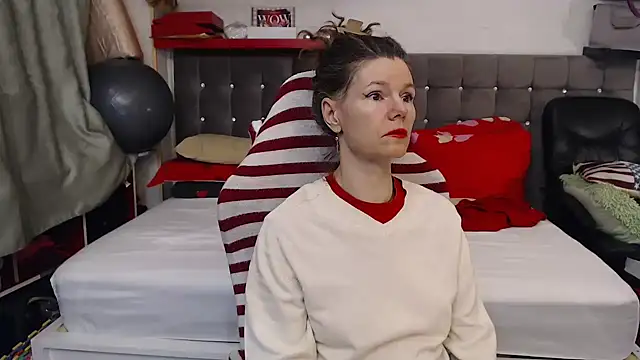 Snapshot of kellyterapy chatting on 02.15.26 kellyterapy online show from 02.15.26