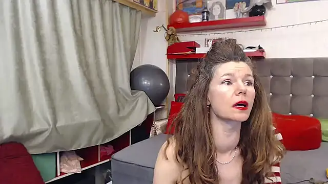 Snapshot of kellyterapy chatting on 03.08.26 kellyterapy online show from 03.08.26