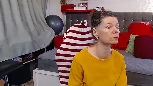 Snapshot of kellyterapy chatting on 03.14.26 kellyterapy online show from 03.14.26