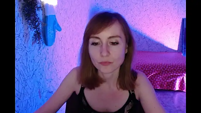 Athena Richards online show from 02.19.25