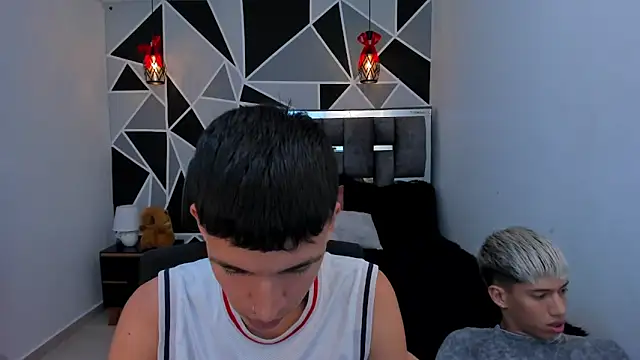 Snapshot of Juan_Nd_Steven chatting on 05.06.26 Juan Nd Steven online show from 05.06.26