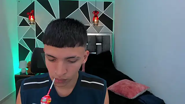 Snapshot of Juan_Nd_Steven chatting on 05.07.26 Juan Nd Steven online show from 05.07.26