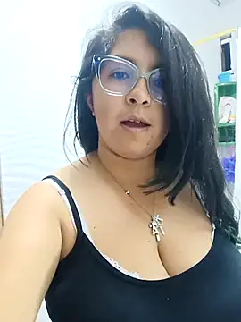  Angelinaandrade  online show from 09.30.25