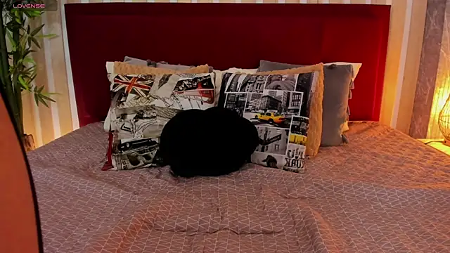 miah connor online show from 02.13.25