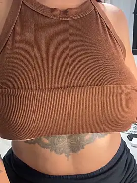 Snapshot of diosa202 chatting on 02.18.26 diosa202 online show from 02.18.26