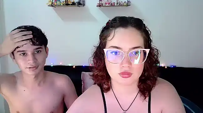 Snapshot of AndrewAnndCherry chatting on 12.12.24 AndrewAnndCherry online show from 12.12.24