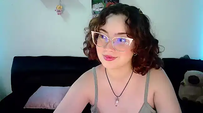 Snapshot of AndrewAnndCherry chatting on 01.11.25 AndrewAnndCherry online show from 01.11.25