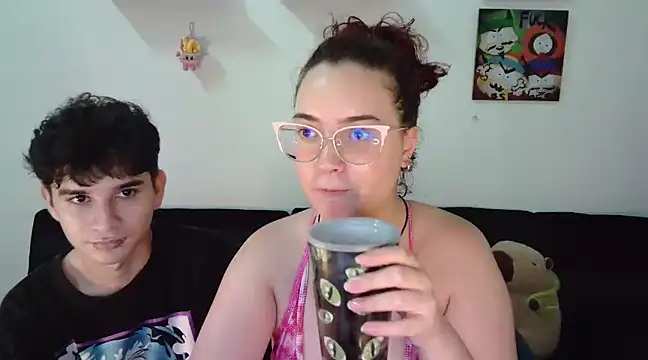 Snapshot of AndrewAnndCherry chatting on 02.21.25 AndrewAnndCherry online show from 02.21.25