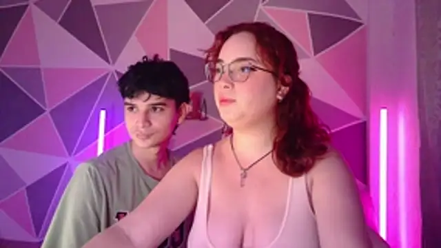 Snapshot of AndrewAnndCherry chatting on 11.18.25 AndrewAnndCherry online show from 11.18.25