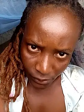 Snapshot of pretty_prickle chatting on 01.05.26 pretty prickle online show from 01.05.26