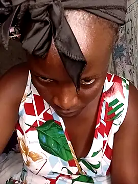 Snapshot of pretty_prickle chatting on 01.19.26 pretty prickle online show from 01.19.26